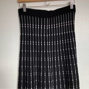 Max Studio Knit Pleated Skirt